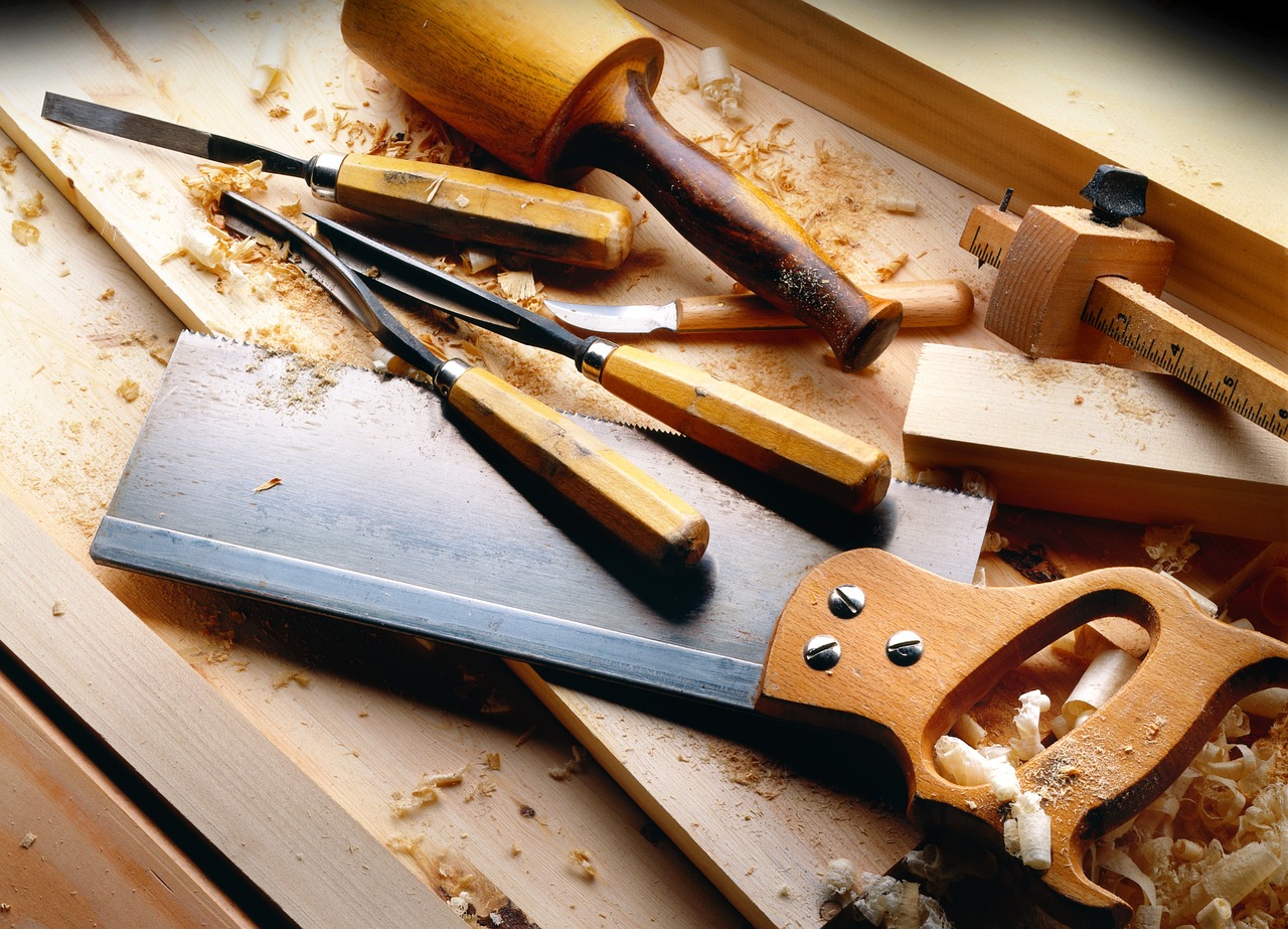 tools-2423826_1280